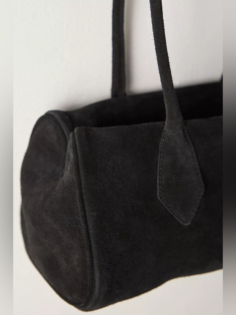 883. FREE PEOPLE Sierra Suede Shoulder Bag in Black NWT $78 - Picture 2 of 7